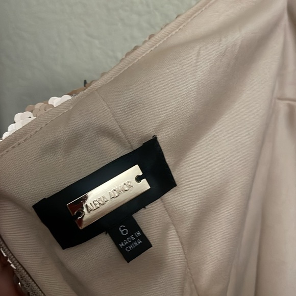 NEW Alexia Admor Women Reversible Gold Silver Sequin Halter Dress 6 - Picture 4 of 14